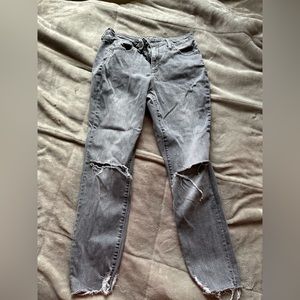 grey washed skinny jean